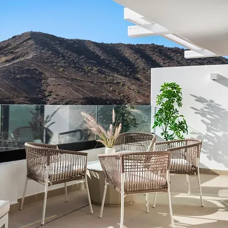 Appartamento Palmera Sea View *